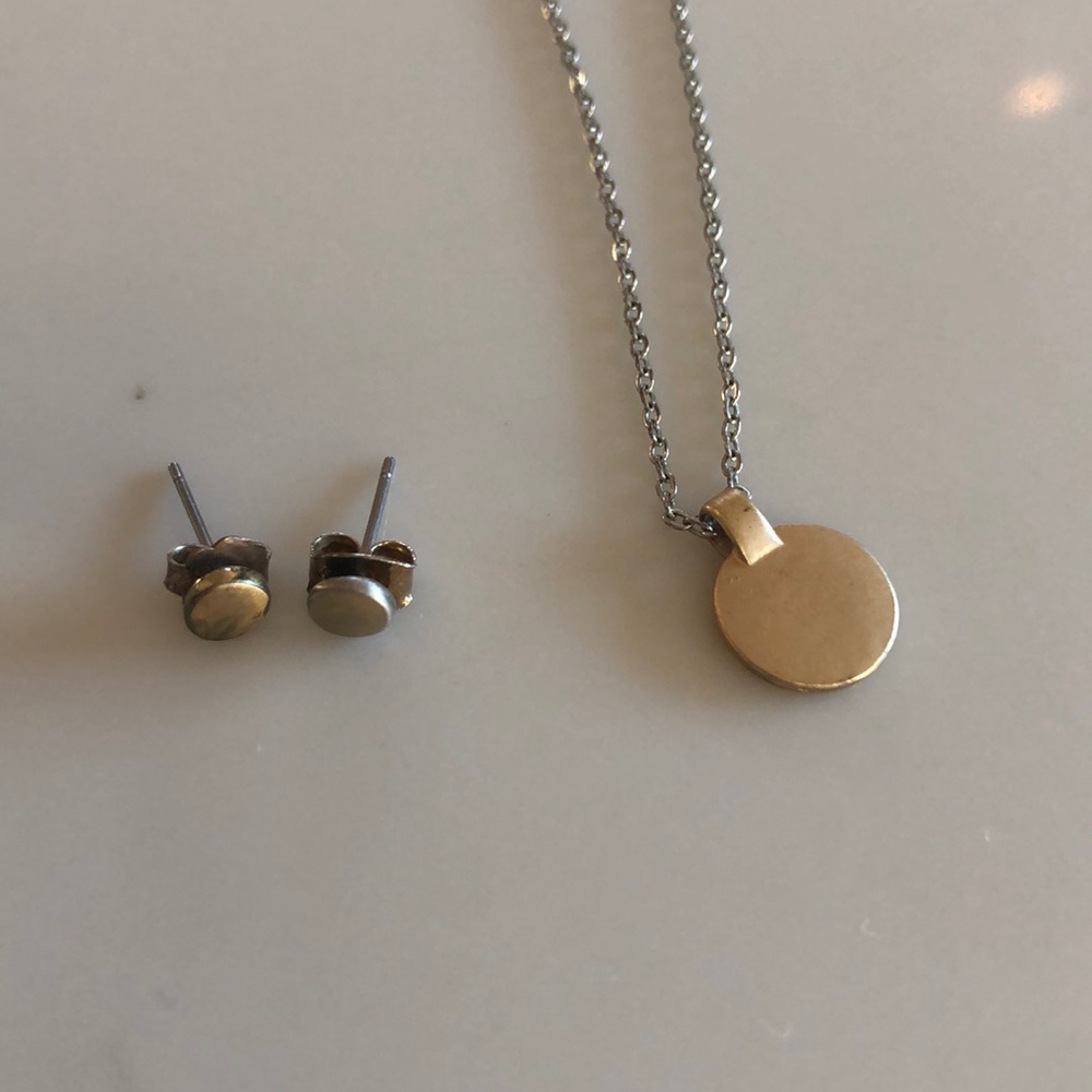 Circle necklace with earrings
